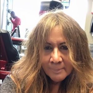 Meet your Posher, Liz